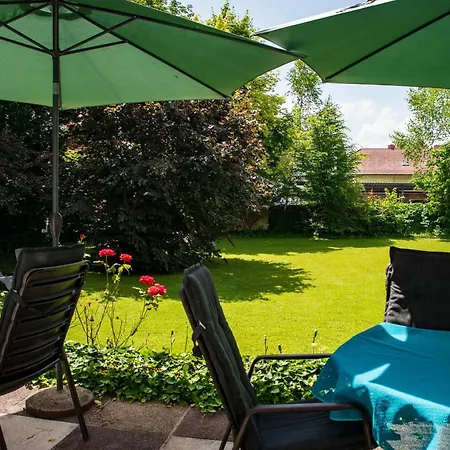 מלון Garni Seeroesl Am Woerthersee , Kaernten קרומפנדורף