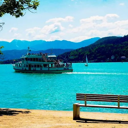 Hotel Garni Seeroesl Am Woerthersee , Kaernten